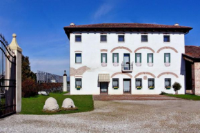  Agriturismo Sartori Terenzio  Куинто Вичентино